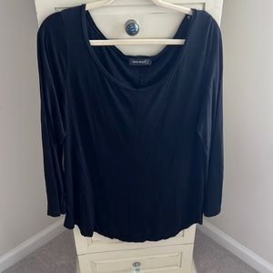 Black top. Size L